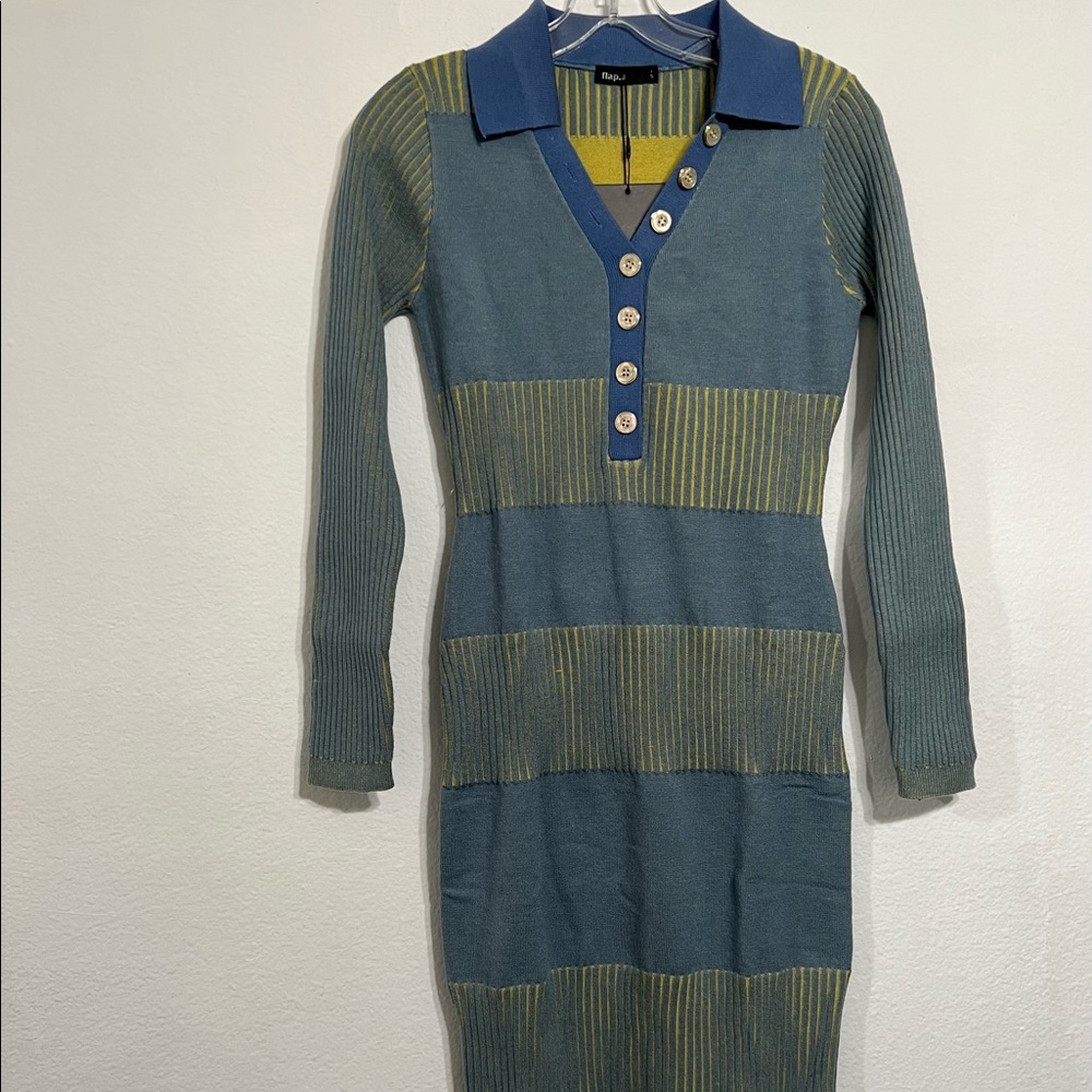 NWT FLAP.a SWETER DRESS